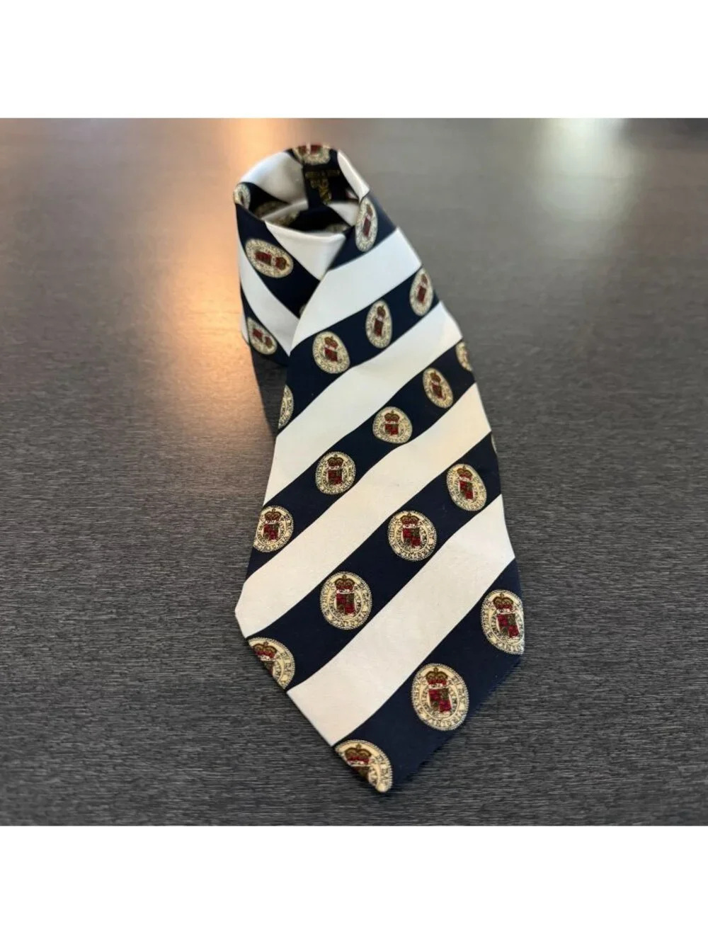 VTG Sinsabang Pure Silk Tie Navy White Striped Royal Crest Motif Made In Korea